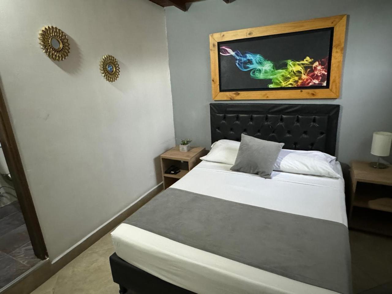 Gemas San Joaquin 1 Hotel Medellín Kültér fotó
