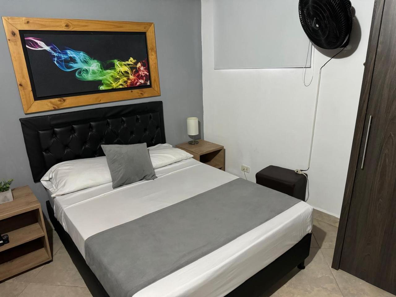 Gemas San Joaquin 1 Hotel Medellín Kültér fotó