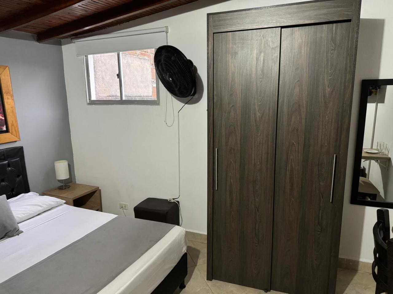 Gemas San Joaquin 1 Hotel Medellín Kültér fotó