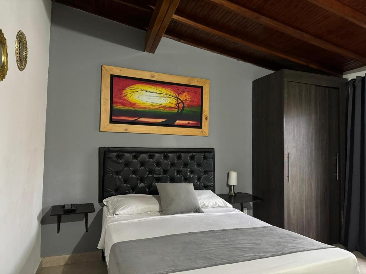 Gemas San Joaquin 1 Hotel Medellín Kültér fotó