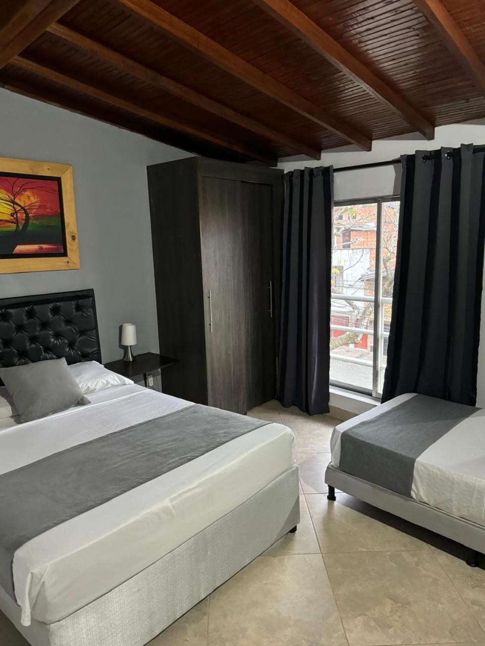 Gemas San Joaquin 1 Hotel Medellín Kültér fotó