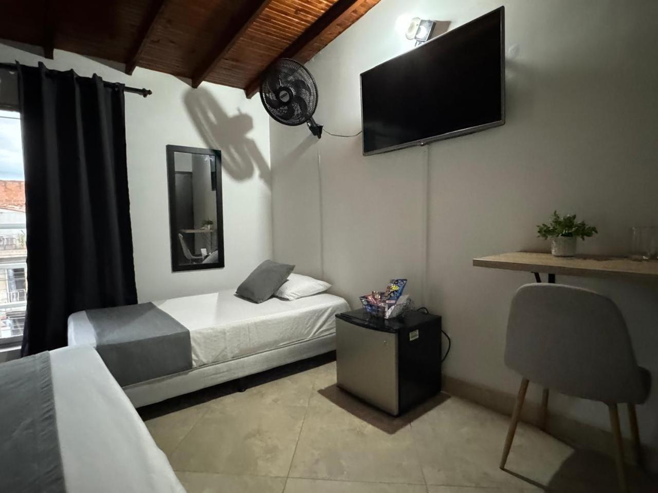 Gemas San Joaquin 1 Hotel Medellín Kültér fotó