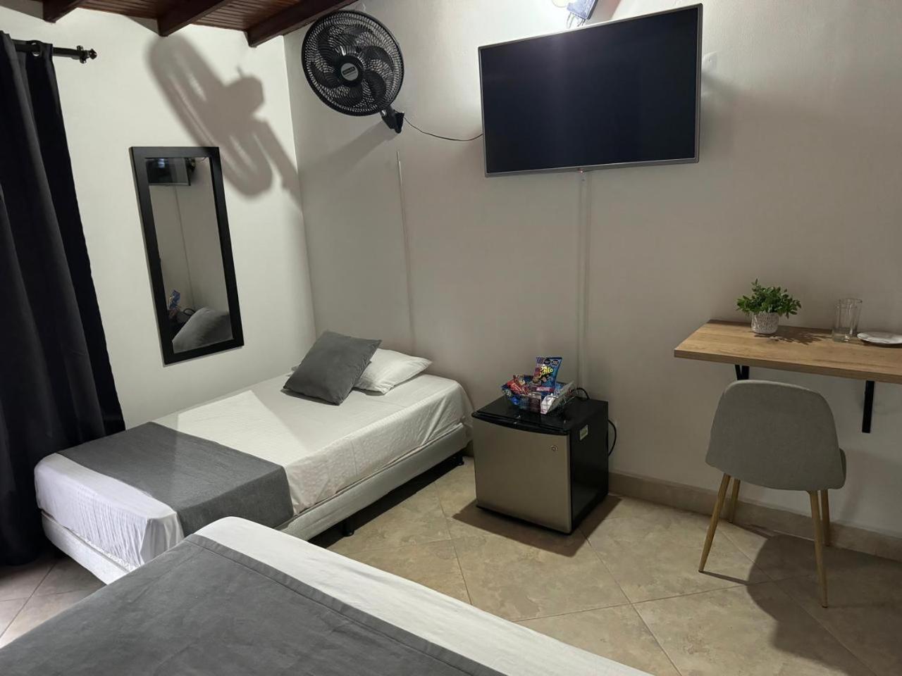 Gemas San Joaquin 1 Hotel Medellín Kültér fotó