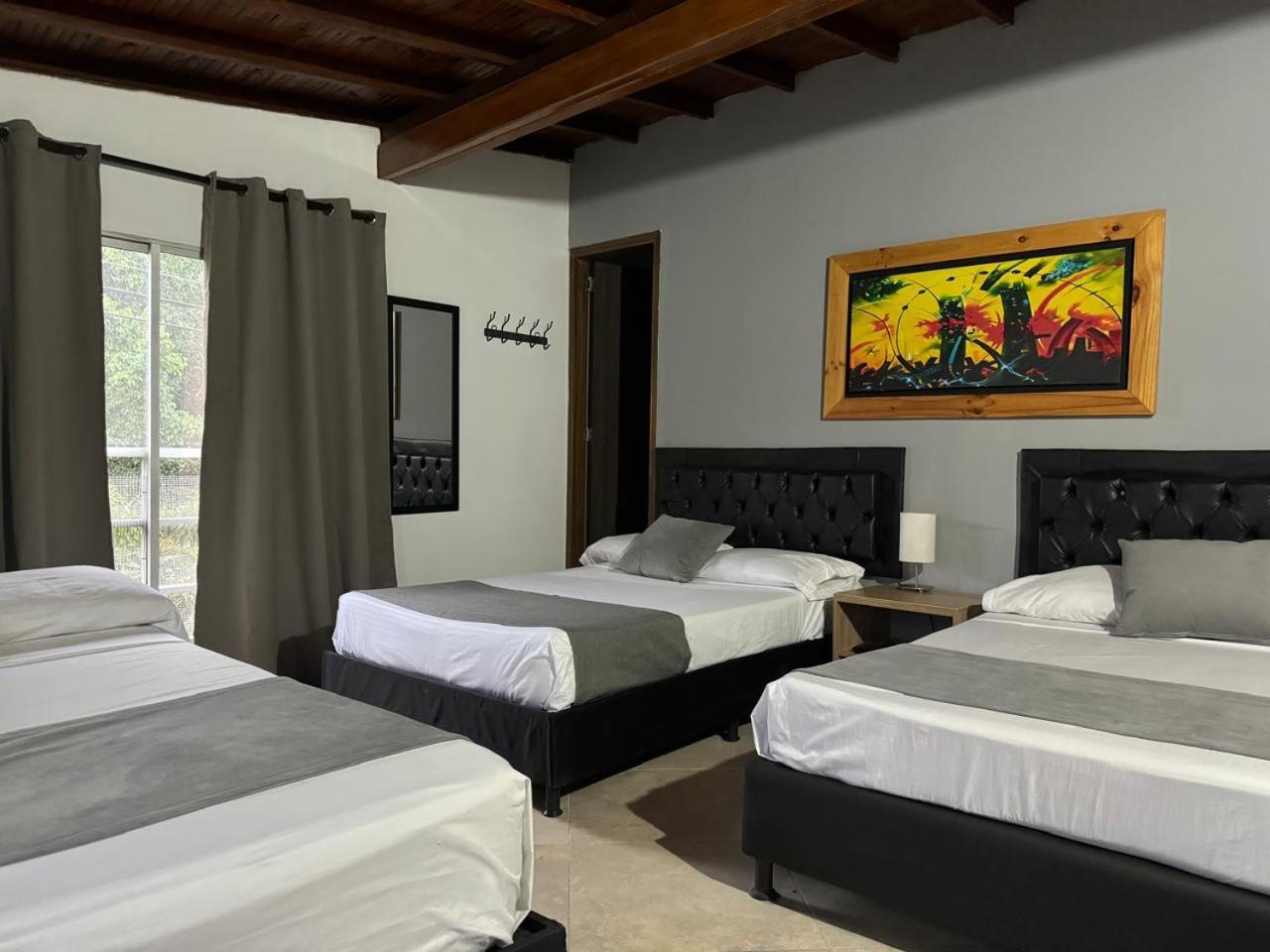 Gemas San Joaquin 1 Hotel Medellín Kültér fotó